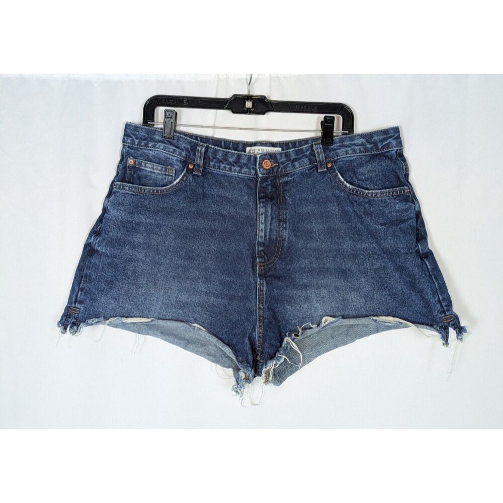 Denim & Co Frayed Raw Hem Cutoff Denim Jean Shorts Plus Size 16 High Rise Summer